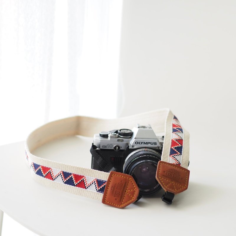 Red-blue-white Wavy Pixel  / LARGE  SIZE / CAMERA STRAP by YESIDID - 相機背帶 - 人造皮革 紅色