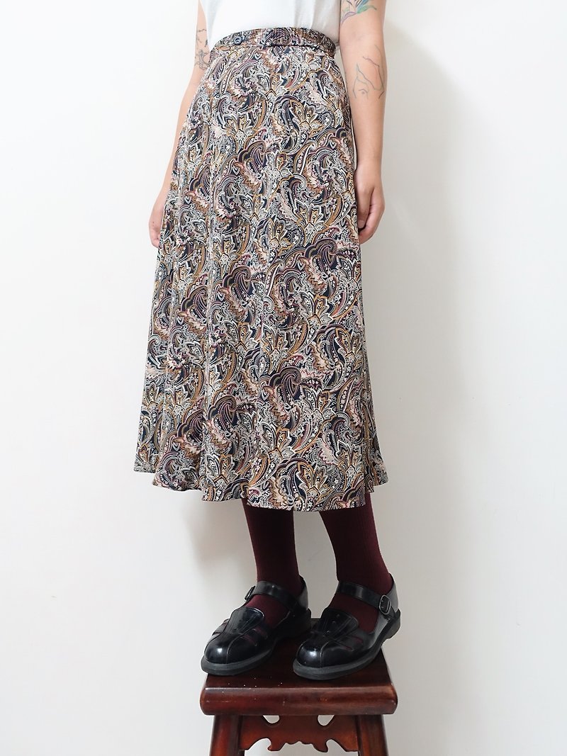 Awhile | Vintage skirt no.150 - กระโปรง - เส้นใยสังเคราะห์ หลากหลายสี