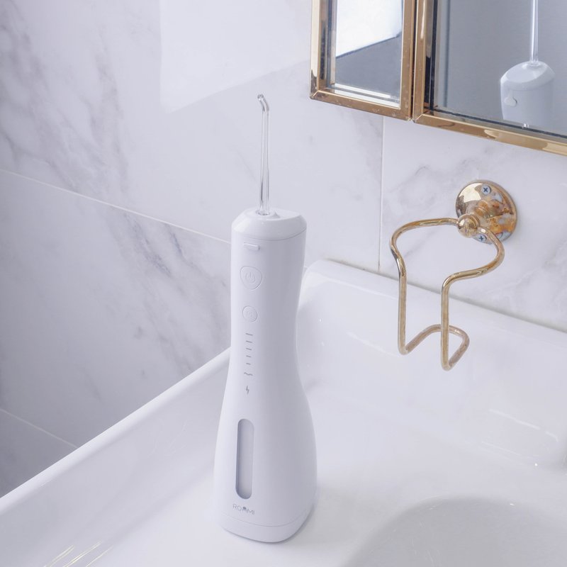 ROOMMI Clean plus 沖牙機 - 衛浴用品/浴室收納 - 其他材質 白色