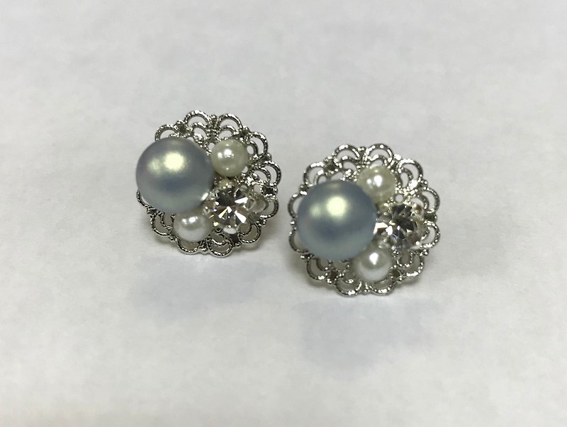 珍珠水鑽耳環 - 耳環/耳夾 - 其他金屬 藍色