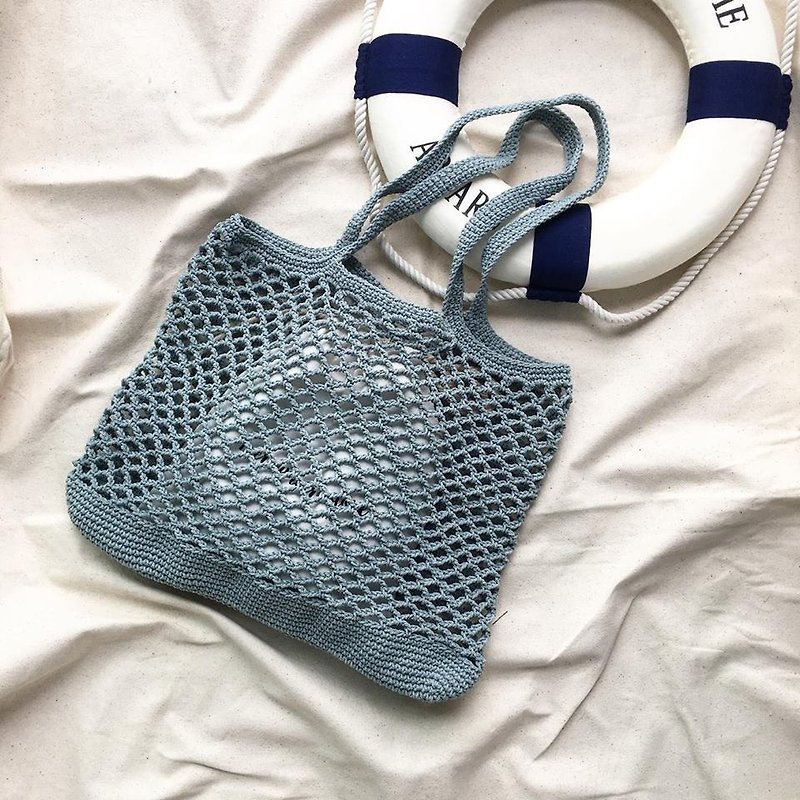 Ocean Blue Natalia Crochet Bag - กระเป๋าถือ - ผ้าฝ้าย/ผ้าลินิน สีน้ำเงิน