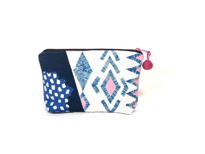 Stitching cosmetic bag - imported from Japan - blue geometry + blue dot - Toiletry Bags & Pouches - Cotton & Hemp Blue
