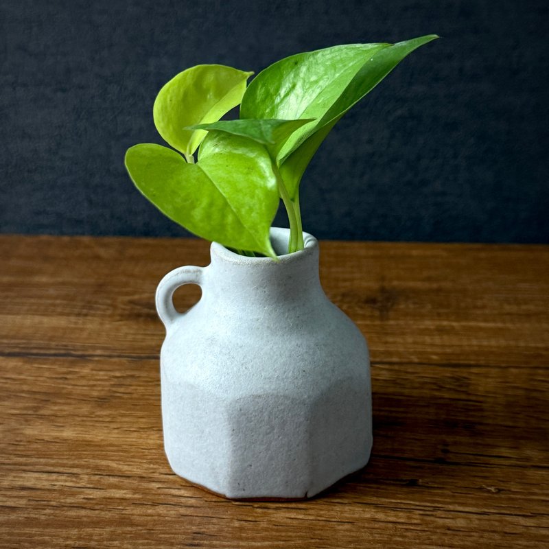 【 小丸花器 】  冷白釉  灰白  花瓶   花器 - 花瓶/花器 - 陶 灰色