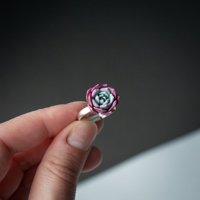 Bordo & mint succulent ring - 戒指 - 其他材質 紅色
