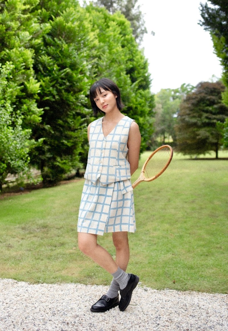 Mulmul pale blue block tailored waistcoat - 背心/無袖上衣 - 棉．麻 藍色