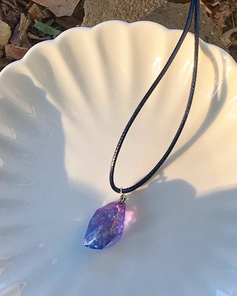 Fantasy Purple Blue Ore Necklace - Necklaces - Resin Purple
