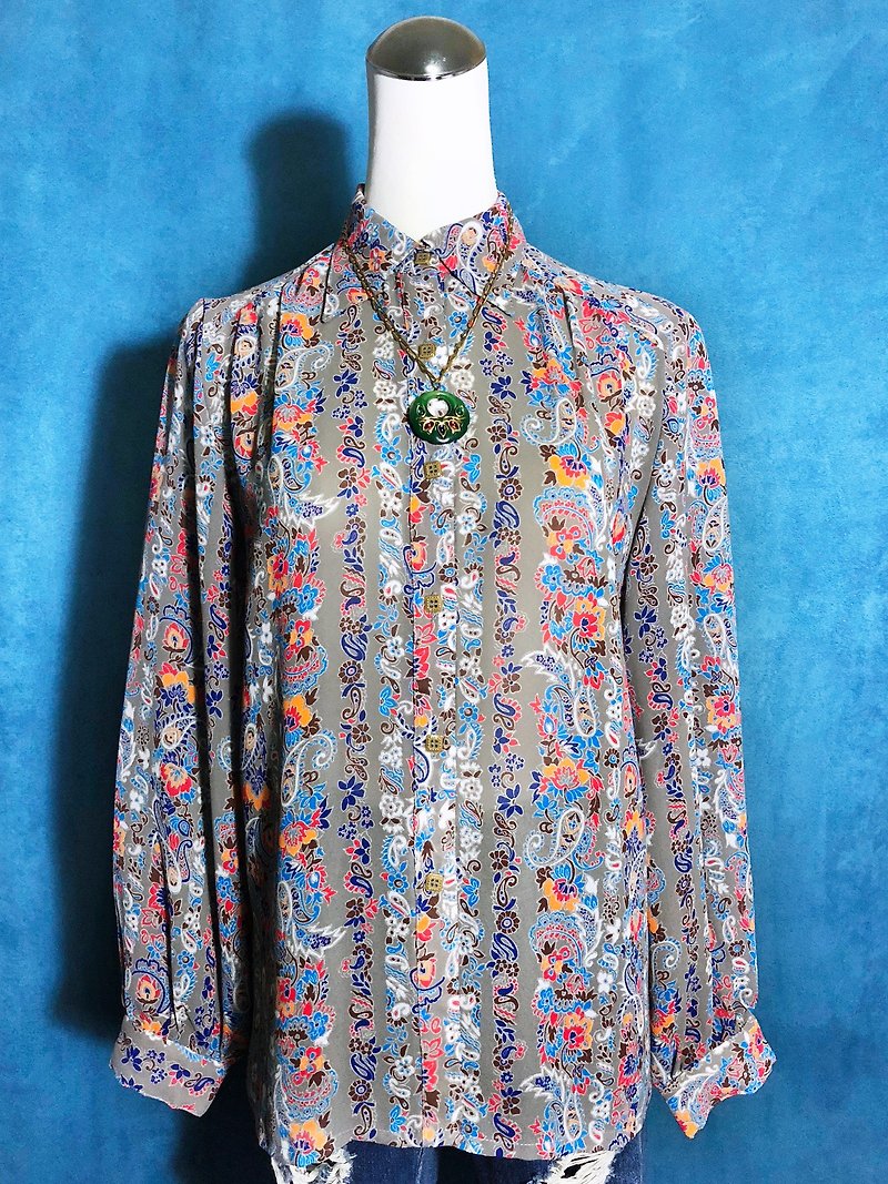 Flower Totem Chiffon Long Sleeve Vintage Shirt / Brought Back abroad VINTAGE - เสื้อเชิ้ตผู้หญิง - เส้นใยสังเคราะห์ หลากหลายสี