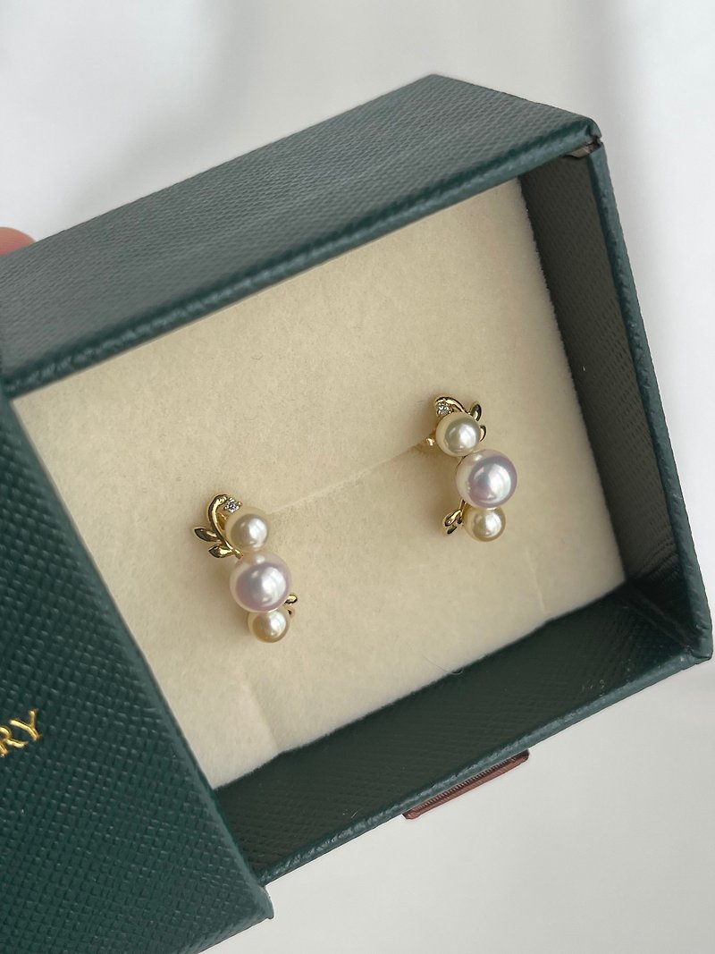 Japanese pearls, made in Japan, Akoya pearl earrings, Japanese red pearls, pearl ear nails, Japanese akoya seawater pearls, made in Japan, seasonal festival items - Earrings & Clip-ons - Pearl White