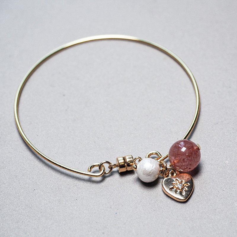 Wood Tansy 常在我心 草莓晶 日本磁石扣 手鐲 - 手鍊/手環 - 其他金屬 粉紅色