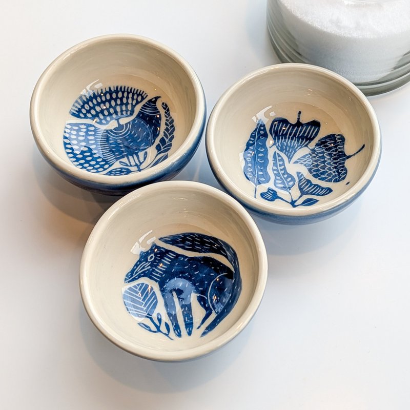 Sgraffito Pottery Small Bowl Ceramic Gifts 4oz Tea/Olive/Sauce/Ice Cream Lovers - 碗 - 黏土 藍色