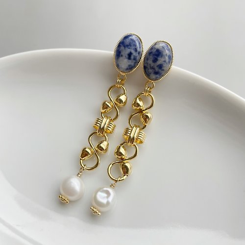 Lunka Handmade Accessories Marble blue chain earrings ピアス/イヤリング