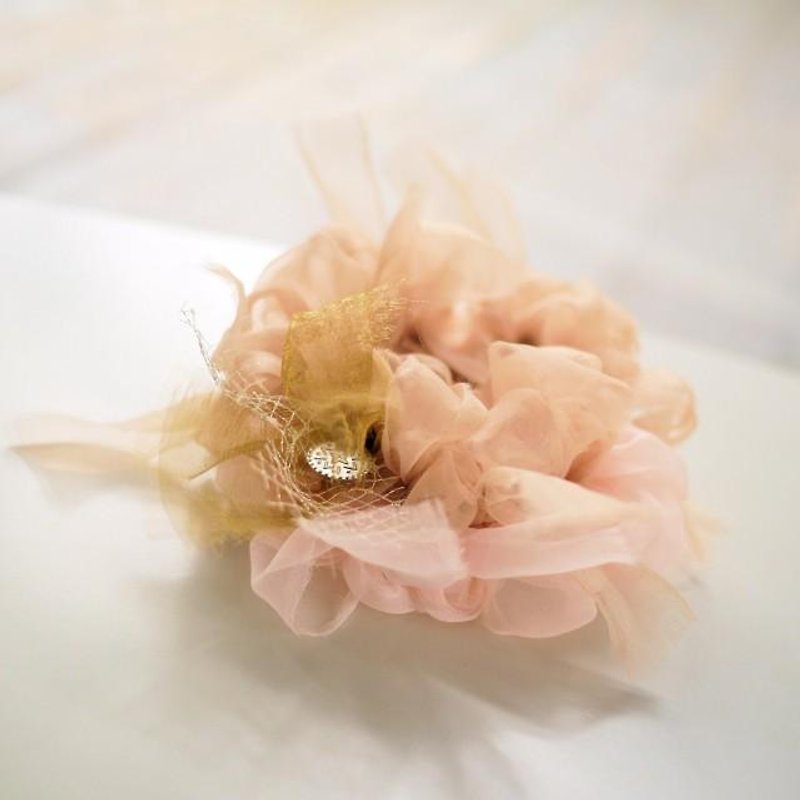 Color bloom knitting Chou ~ champagne / Flower ChouChou / Scrunchie -champagne - Hair Accessories - Cotton & Hemp Gold