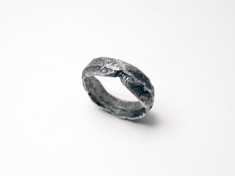 【客製化禮物】Coal 系列 #a217 寶石灰岩戒指(8.5號) - 戒指 - 銀 銀色