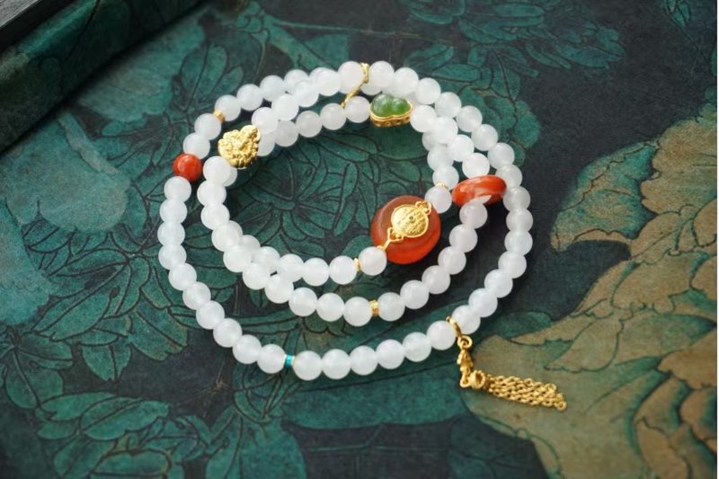 Natural Hetian jade bracelet Hetian white jade with mountain ghost money old agate jasper gourd running ring yellow god of wealth - สร้อยข้อมือ - หยก 