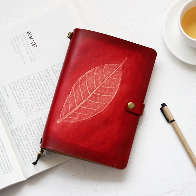 Such as eucalyptus leaves rubbing series of the first layer of vegetable tanned leather red a5 handbook notebook diary TN travel book 22*15.5cm - สมุดบันทึก/สมุดปฏิทิน - หนังแท้ สีแดง