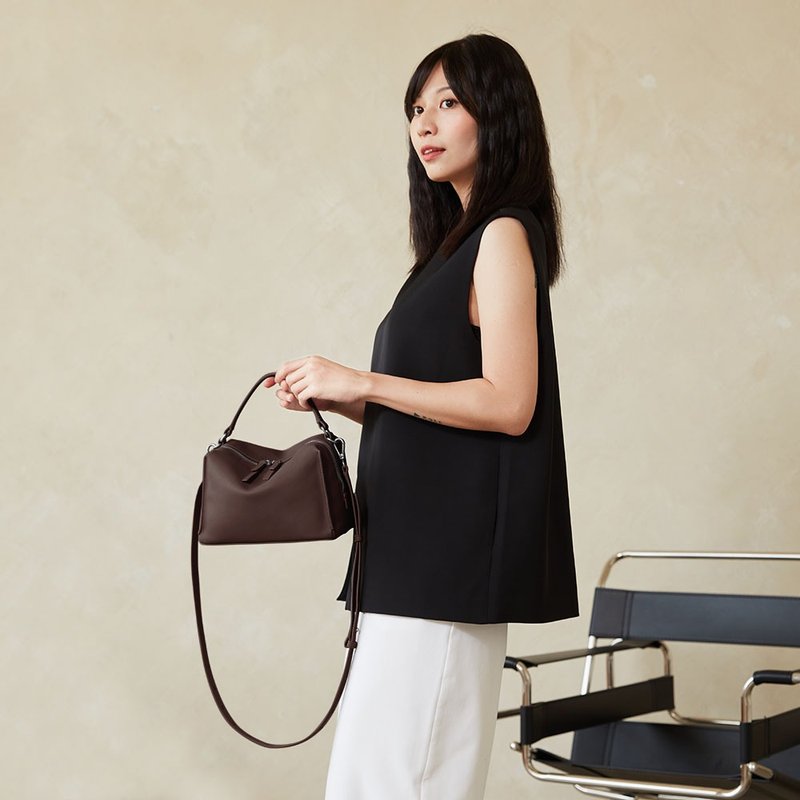 Mini Valley Cube Shoulder Bag靜墨棕-側背包/斜背包/單肩包 - 側背包/斜孭袋 - 真皮 咖啡色