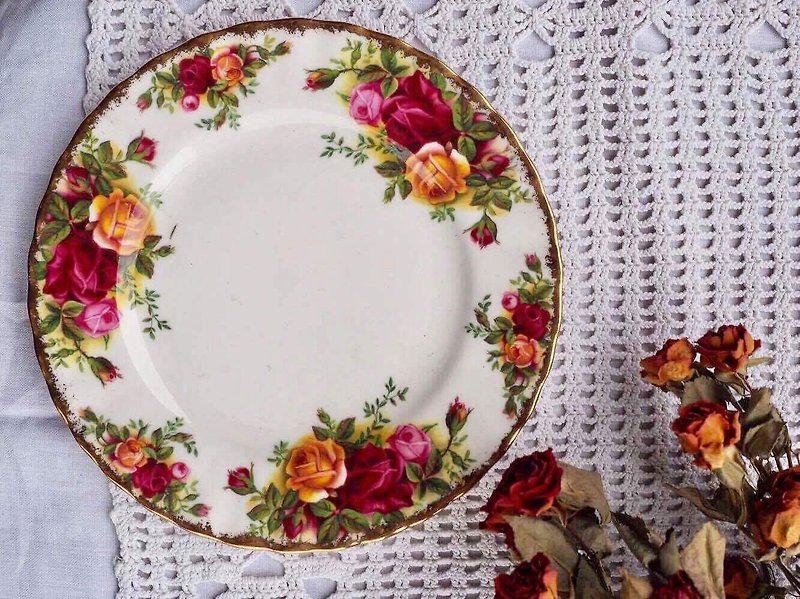 British antique name Royal Albert Rosette dish JS - Small Plates & Saucers - Porcelain Multicolor