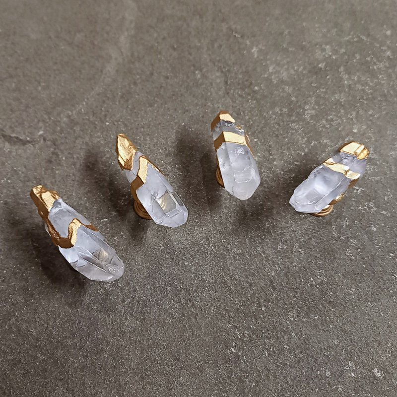 Raw clear crystals quartz knobs in gold trim 設計館