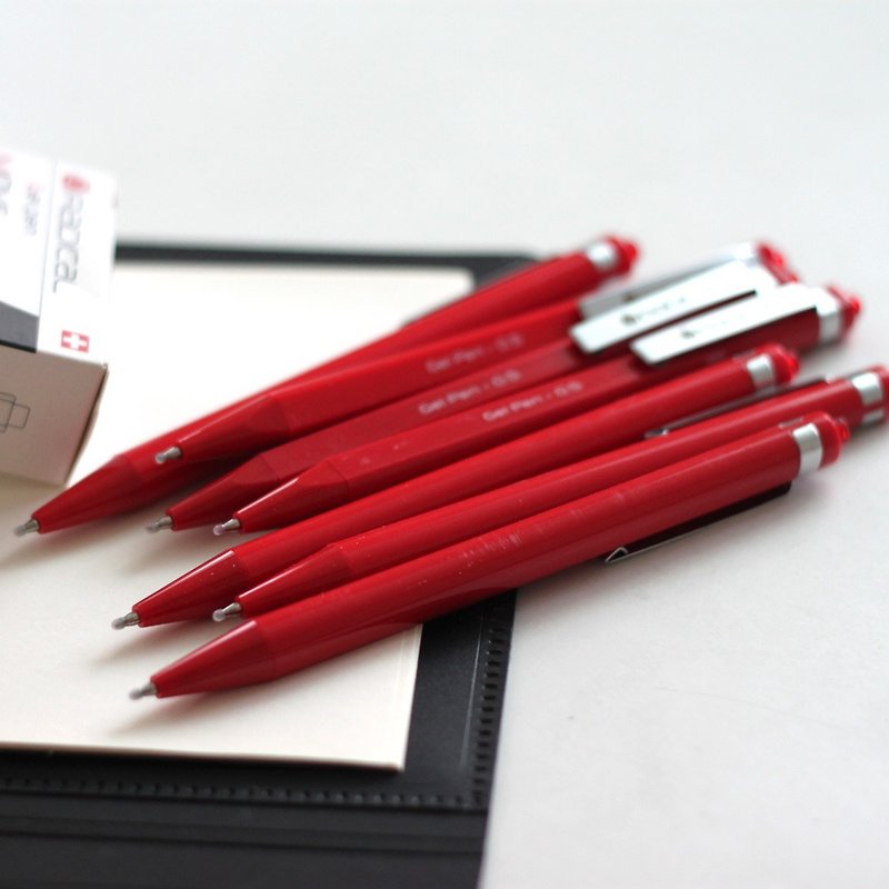 PREMECスイスブランドRADICALゲルペン0.5ミリメートルペンは、単一のロードされたカートリッジに赤い金属の質感、赤ペン本体をクリップ - その他のペン - プラスチック レッド