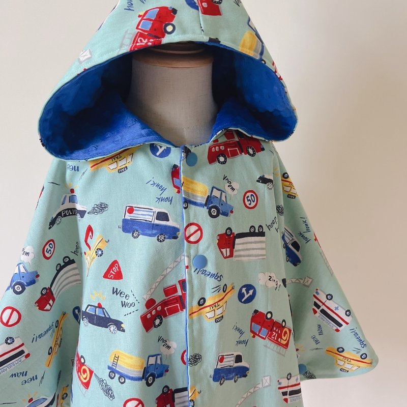 Children's Cloak I Cute Police Car I Bean Fleece Warm Lined Blanket Jacket - เสื้อโค้ด - ผ้าฝ้าย/ผ้าลินิน 