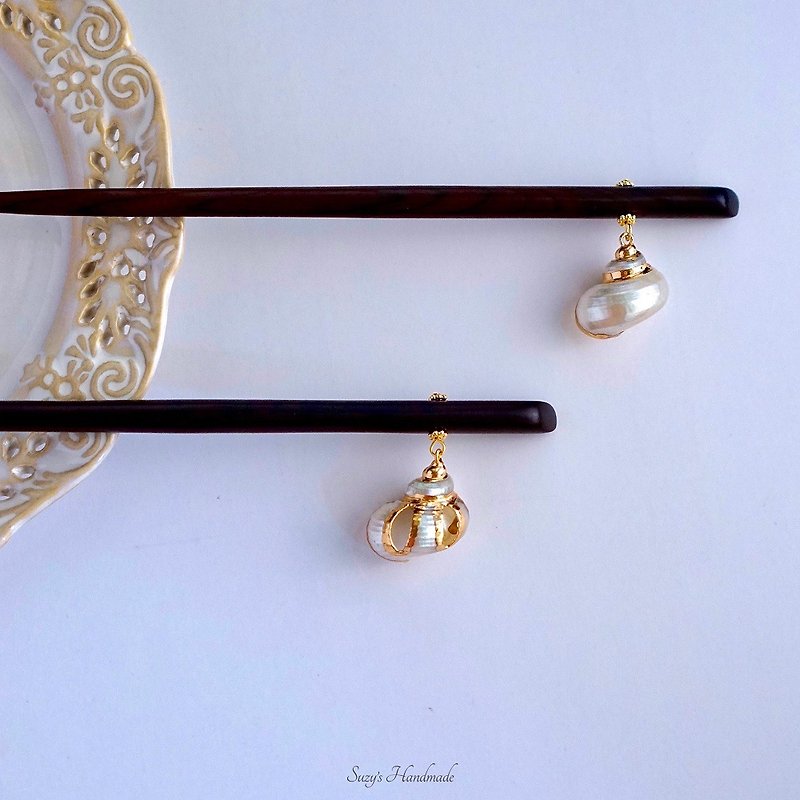 Natural Gold-plated Sea Conch Sandal Wood Elegant Hairpin - Hair Accessories - Shell 