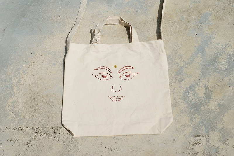 Yoga Buddha eye side backpack primary color canvas bag Buddha bag Zen ethnic wind bag - กระเป๋าแมสเซนเจอร์ - ผ้าฝ้าย/ผ้าลินิน ขาว