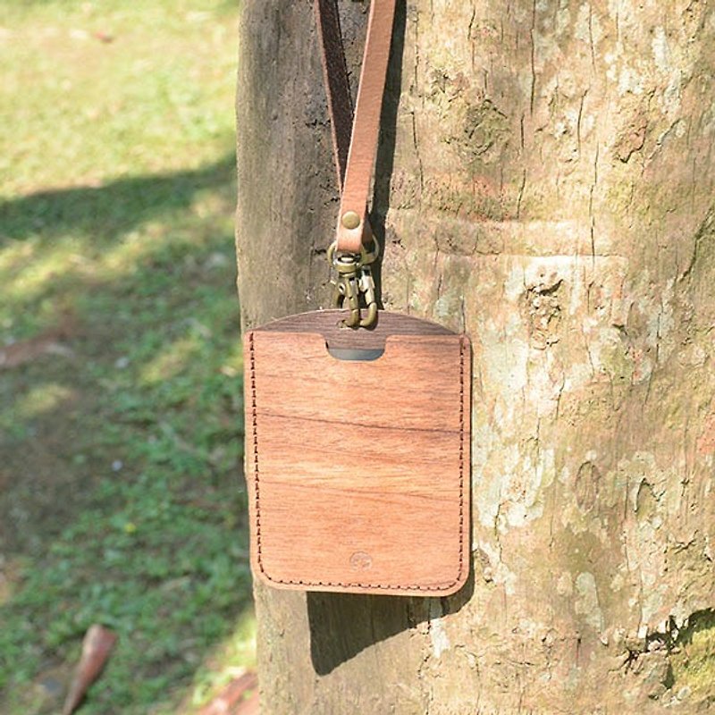 【Wood-Design x WoodMan】ID Card holder with Lanyard - ที่ใส่บัตรคล้องคอ - ไม้ สีส้ม