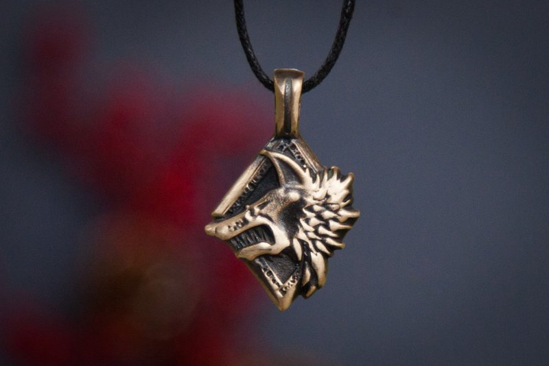 Wolf viking pendant. Fenrir necklace. Witcher jewelry. Werewolf on leather cord. - สร้อยคอ - โลหะ สีส้ม