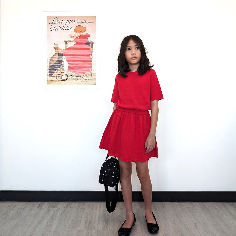 TiDi × ViF Big girls red knitted patchwork dress/long top in two sizes - กระโปรง - ผ้าฝ้าย/ผ้าลินิน สีแดง