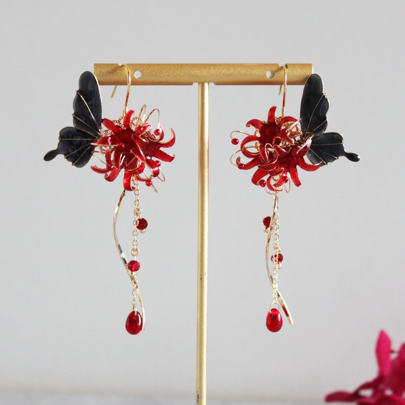 [Bana Flower Butterfly Earrings] Red Bigan Flower Earrings Butterfly Drop Earrings Clip-On - Earrings & Clip-ons - Resin Red