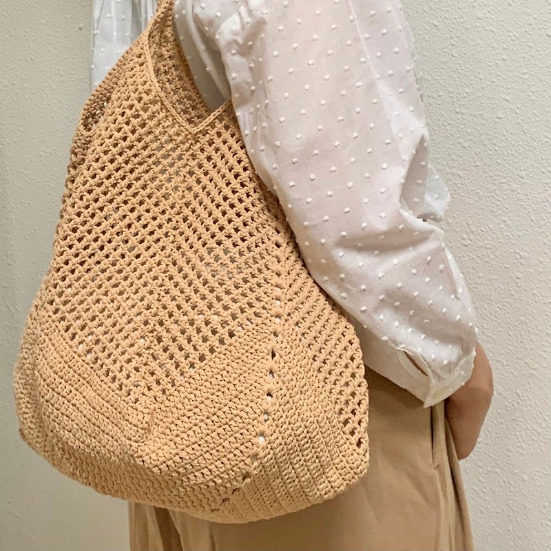 cotton crochet bag - กระเป๋าแมสเซนเจอร์ - ผ้าฝ้าย/ผ้าลินิน สีนำ้ตาล