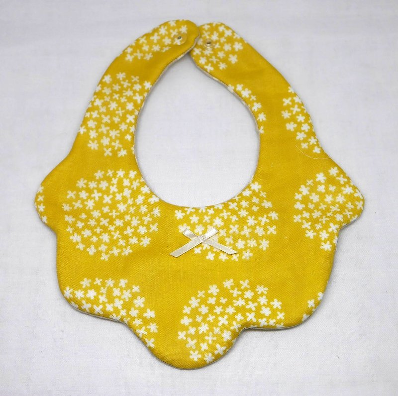 Japanese Handmade 8-layer-gauze Baby Bib - 口水肩/圍兜 - 棉．麻 黃色