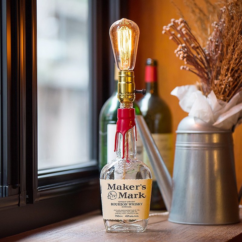 Maker s Mark Mega Bourbon Whiskey Bottle Table Lamp - โคมไฟ - แก้ว 