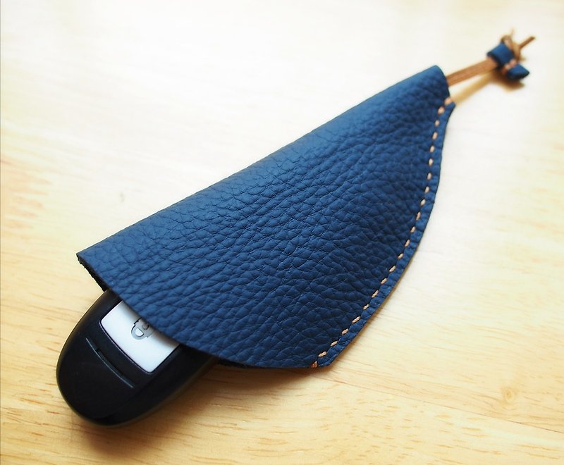 Handmade genuine leather navy blue key holder pouch - Keychains - Genuine Leather Blue
