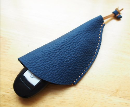 JOY & O-MAN Handmade genuine leather navy blue key holder pouch