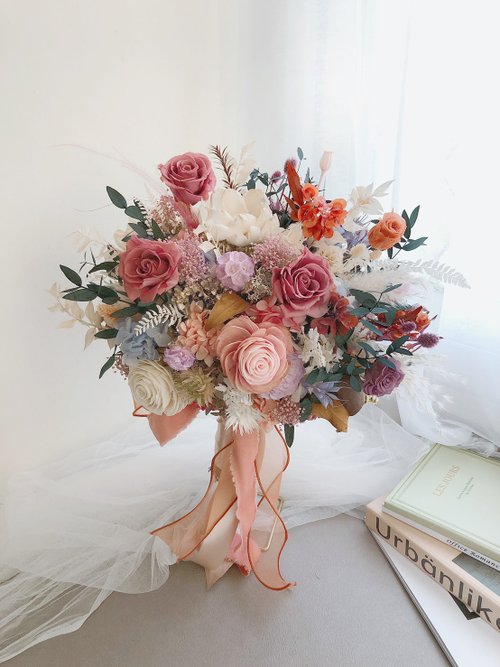 Leisure-r閒暇人‧花藝設計 永生花 永生玫瑰花 乾燥花 新娘捧花 拍照花束 求婚花束 婚禮婚紗