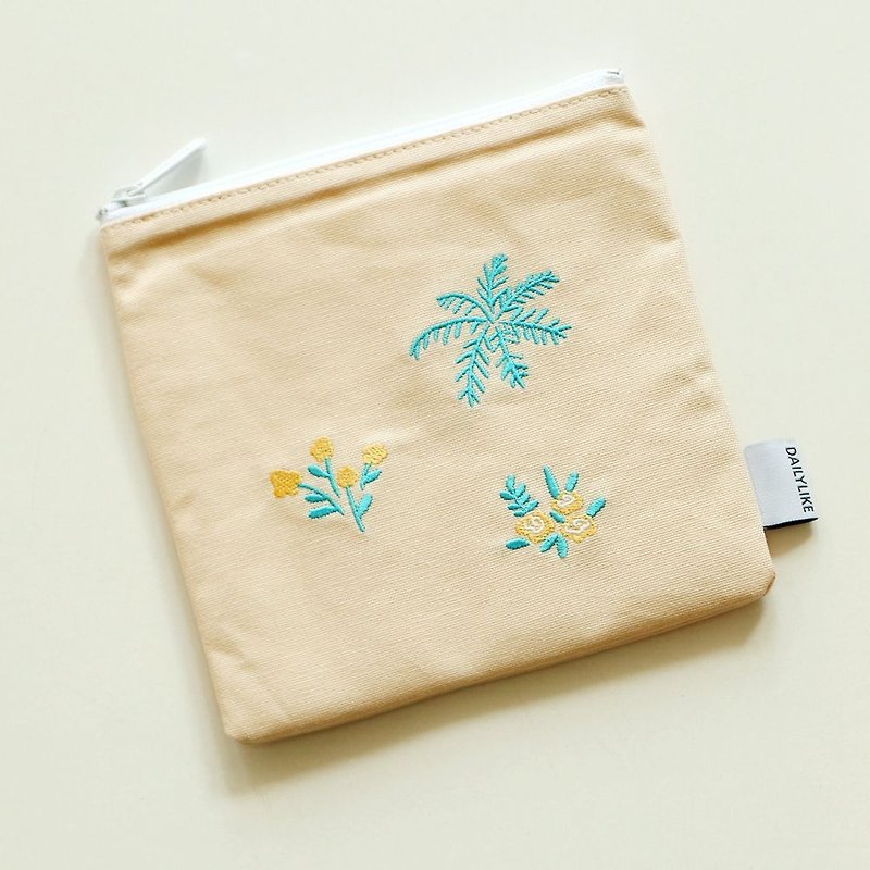 Small fresh embroidery storage bag-04 flower shop, E2D16357 - กระเป๋าเครื่องสำอาง - ผ้าฝ้าย/ผ้าลินิน สีเหลือง