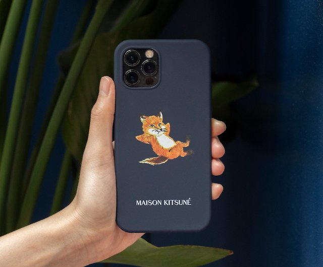 CHILLAX FOX CASE - Shop Native Union Phone Accessories - Pinkoi