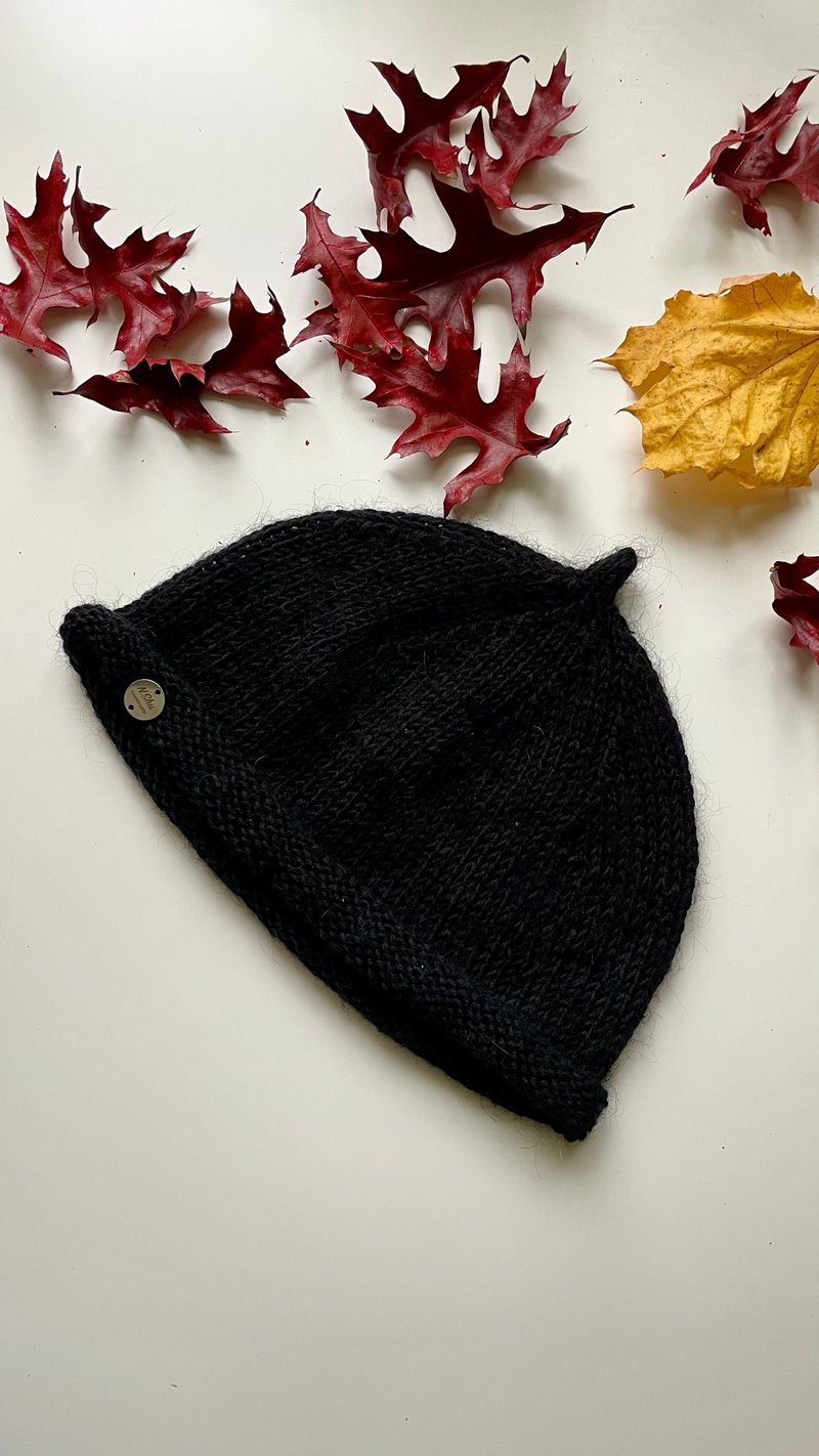 Hand-knitted beanie docker hat Hat knitting Black hat handmade - 帽子 - 棉．麻 黑色