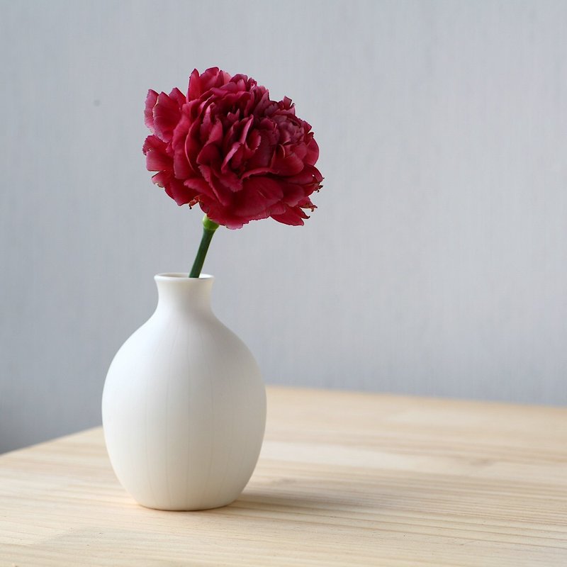 白い磁器の一輪挿し - 花瓶/花器 - 陶 白色