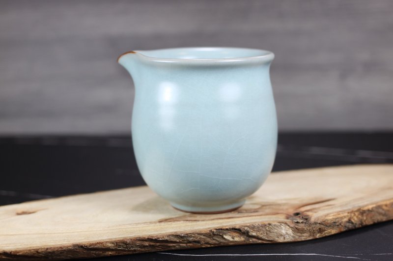 【送禮好物】300~340ml 汝窯 手拉坯 無把茶海 名家葉敏祥手作 - 茶壺/茶杯/茶具 - 瓷 