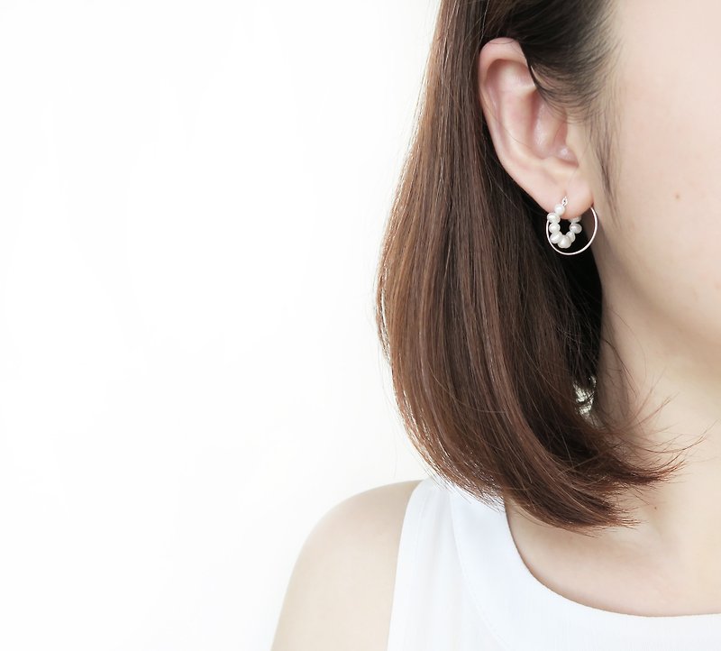 925純銀 彎月水滴珍珠 立體雙圈 耳環或耳夾 (一對) - 耳環/耳夾 - 純銀 白色