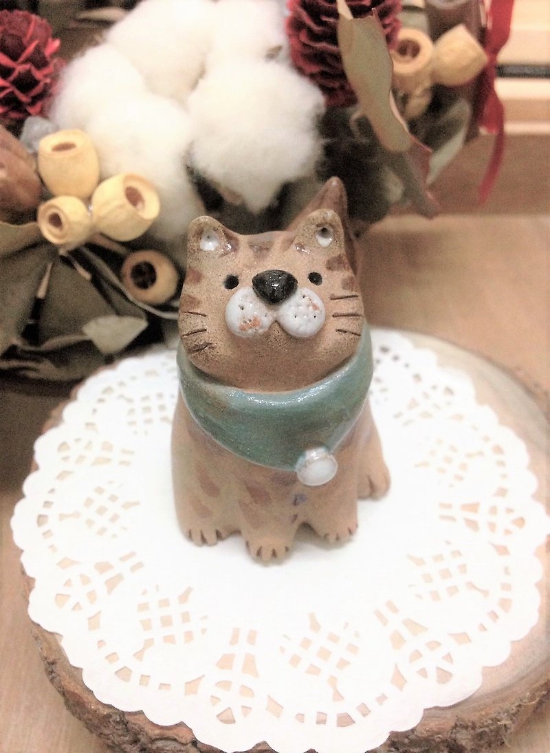 店長貓陶偶-Chubby Cat  我的小貓咪 - 裝飾/擺設  - 陶 多色