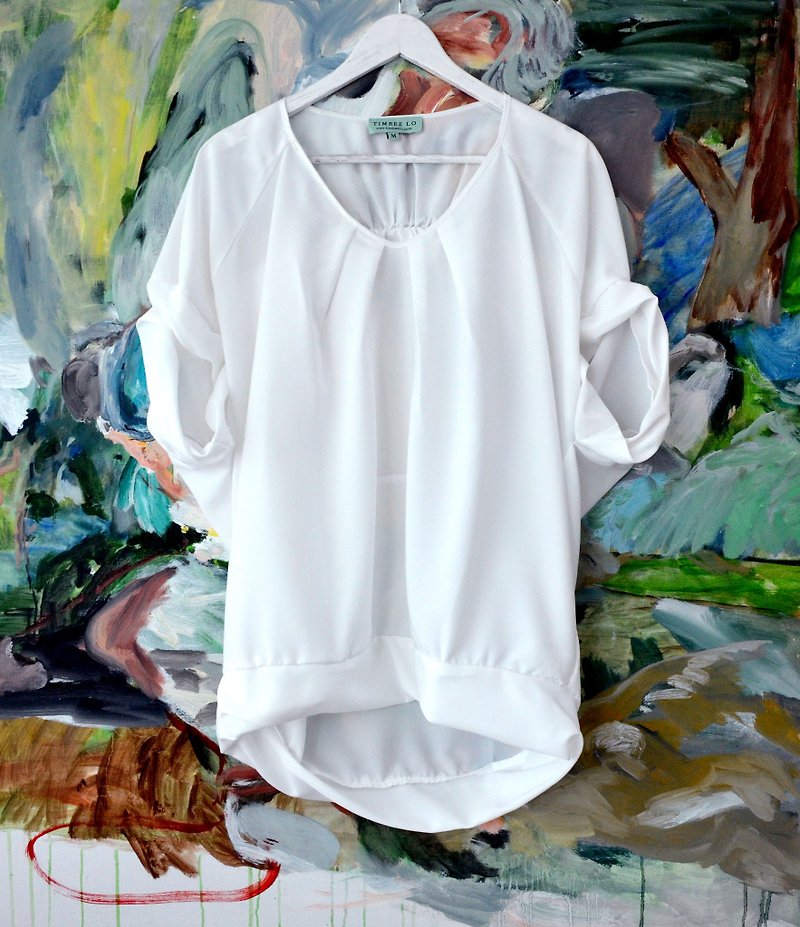 TIMBEE LO White Wave Back Twisted Top White Drapping Back Top - Women's Tops - Other Man-Made Fibers White