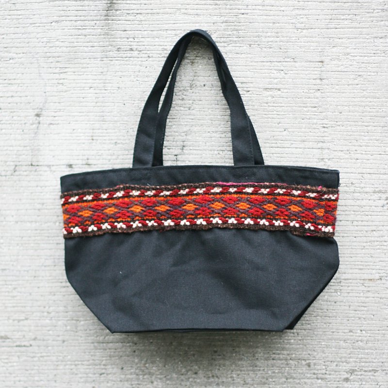 Omake Uzbek embroidered shopping bag (black) - อื่นๆ - วัสดุอื่นๆ สีดำ