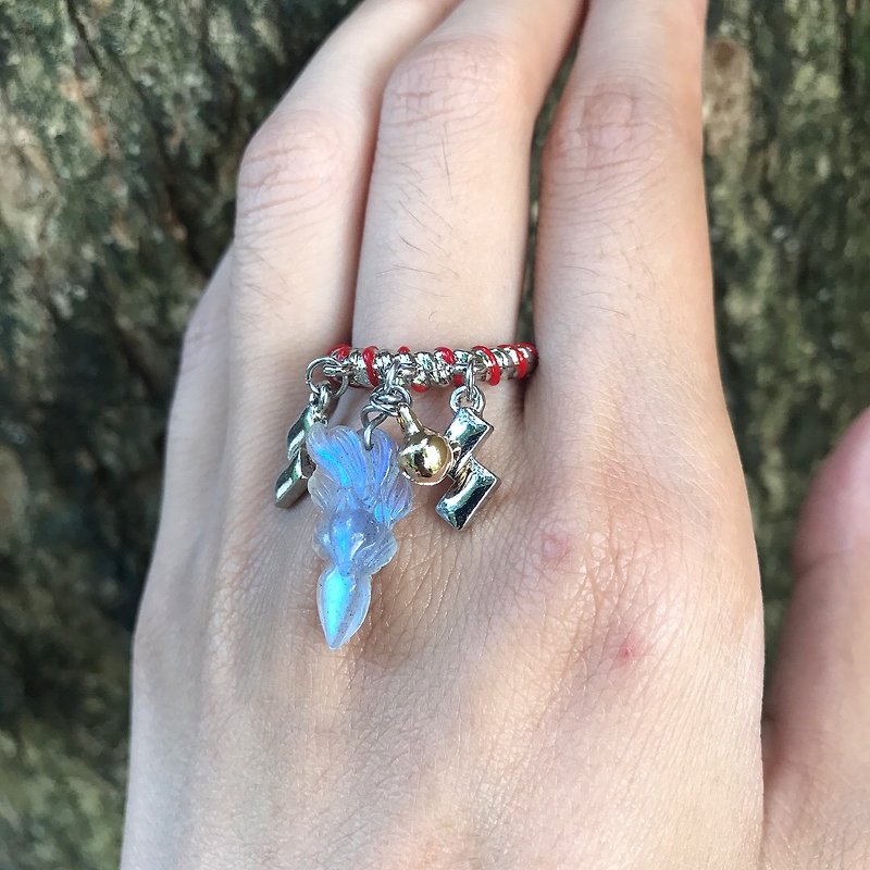 [Lost and find] Natural Labrador Inari Shrine Nine-Tail Fox Ring / Necklace - General Rings - Gemstone Blue