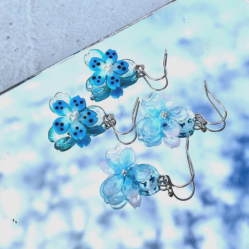 Aurora Snow | Pressed Handmade Earrings - ต่างหู - พืช/ดอกไม้ 