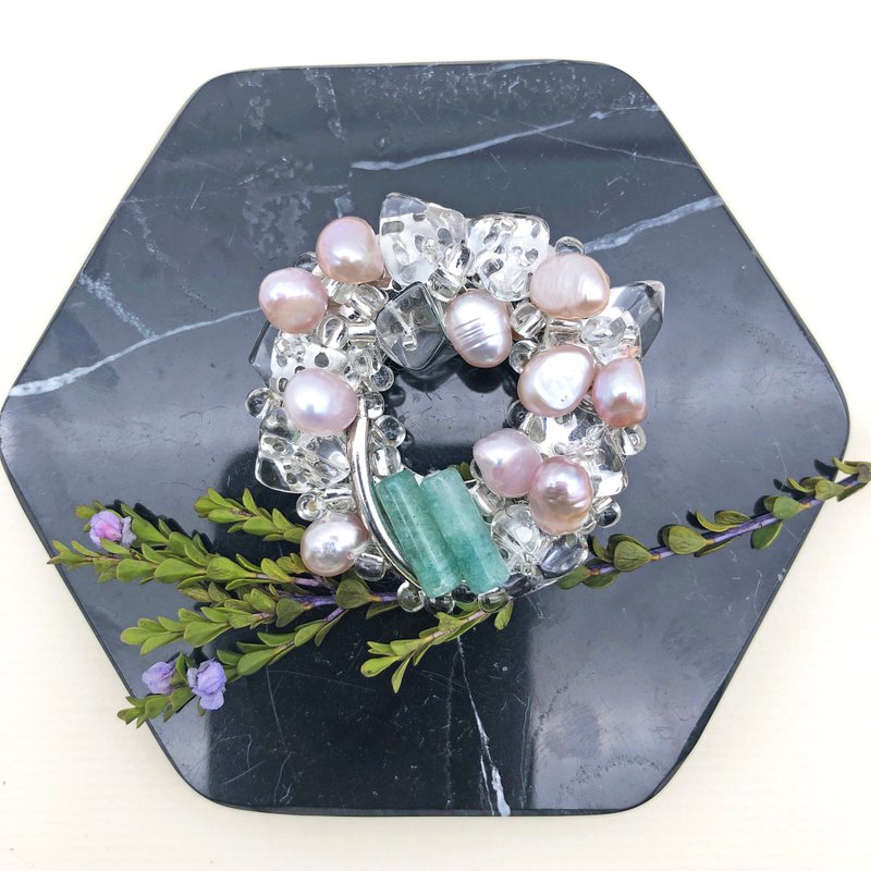 Exquisite - Japanese Style Brooch【Mini Pearls& Jade】【Mothers Day Gift】 - Brooches - Pearl Pink