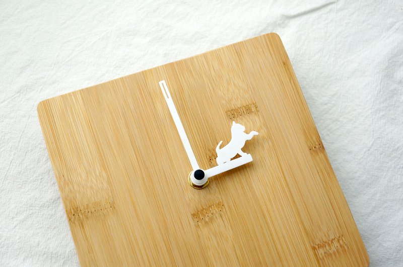 Tentative cat clock | wall clock - นาฬิกา - ไม้ไผ่ สีนำ้ตาล