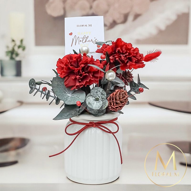 Goddess Red Velvet Everlasting Carnation Fragrance Expansion Flower Gift (5ml fragrance oil + Mother’s Day blessing card included) - ช่อดอกไม้แห้ง - พืช/ดอกไม้ สีม่วง